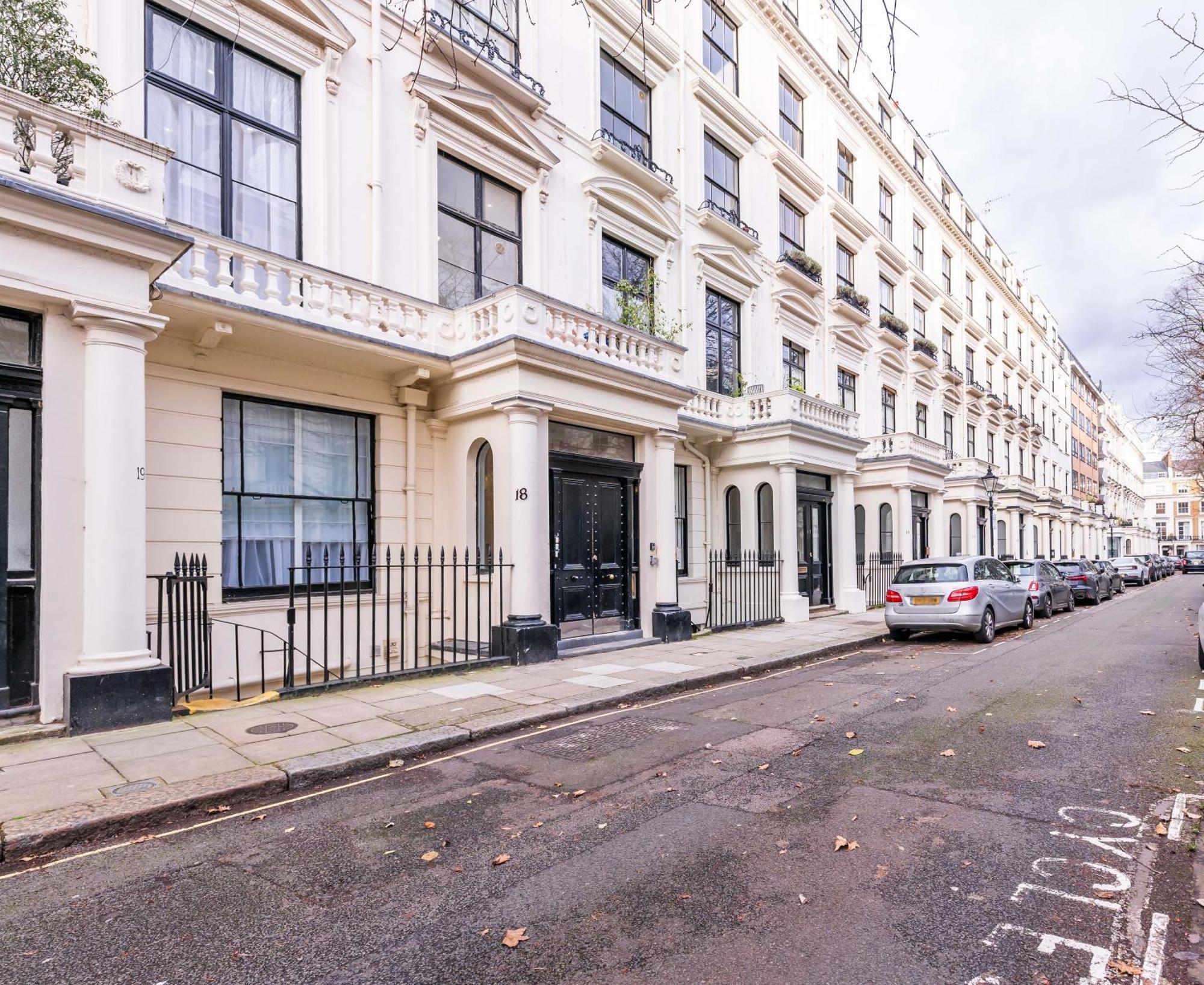 By Hyde Park Appartamento *